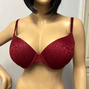 New Condition Victoria Secret Push Up Bra S 36DD